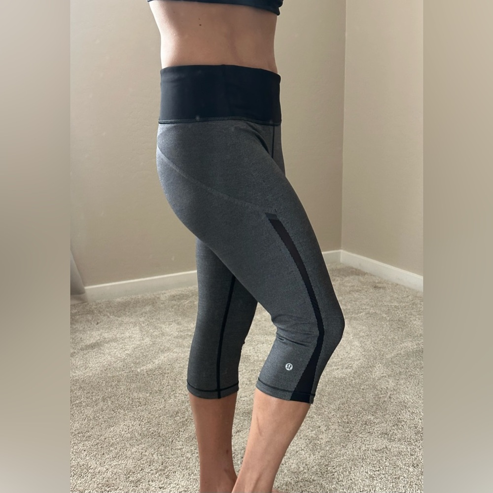 NWOT Lululemon Mesh Leggings 18” Inseam- Size 10